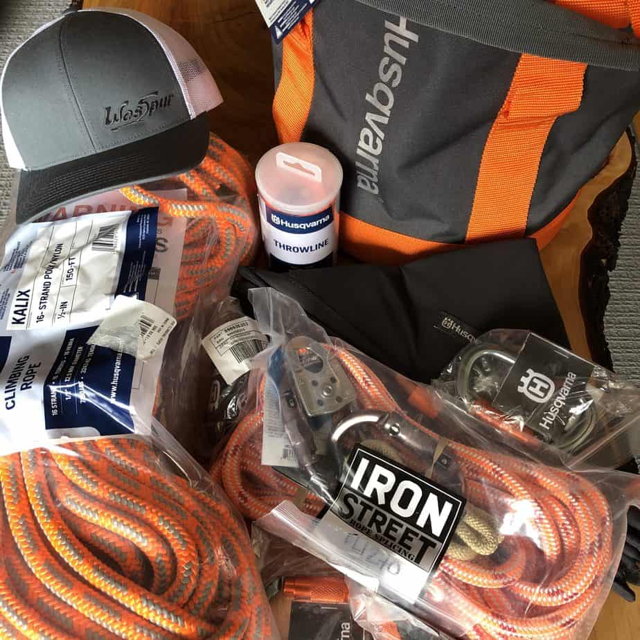 Win this arborist climbing equipment